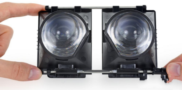 VR眼鏡瞳孔間距調(diào)節(jié)電機_VR眼鏡自動調(diào)焦電機解決方案-萬至達電機